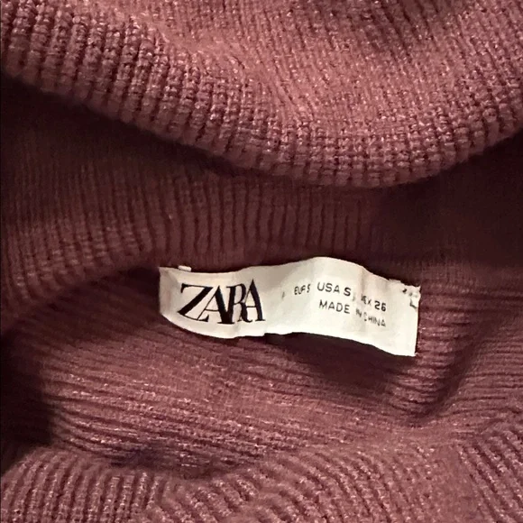 ZARA Asymmetric cape. Small. Turtleneck. - Picture 6 of 8